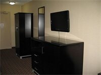 Фото Townhouse Inn & Suites