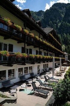 Фото Hotel Medil