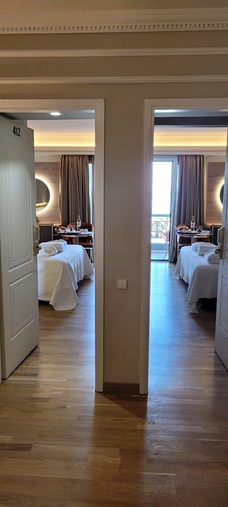 Фото Coral Hotel Athens