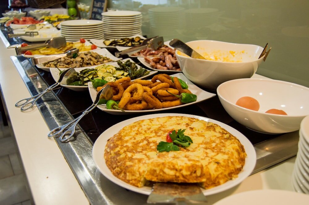 Фото Hotel Madanis Liceo