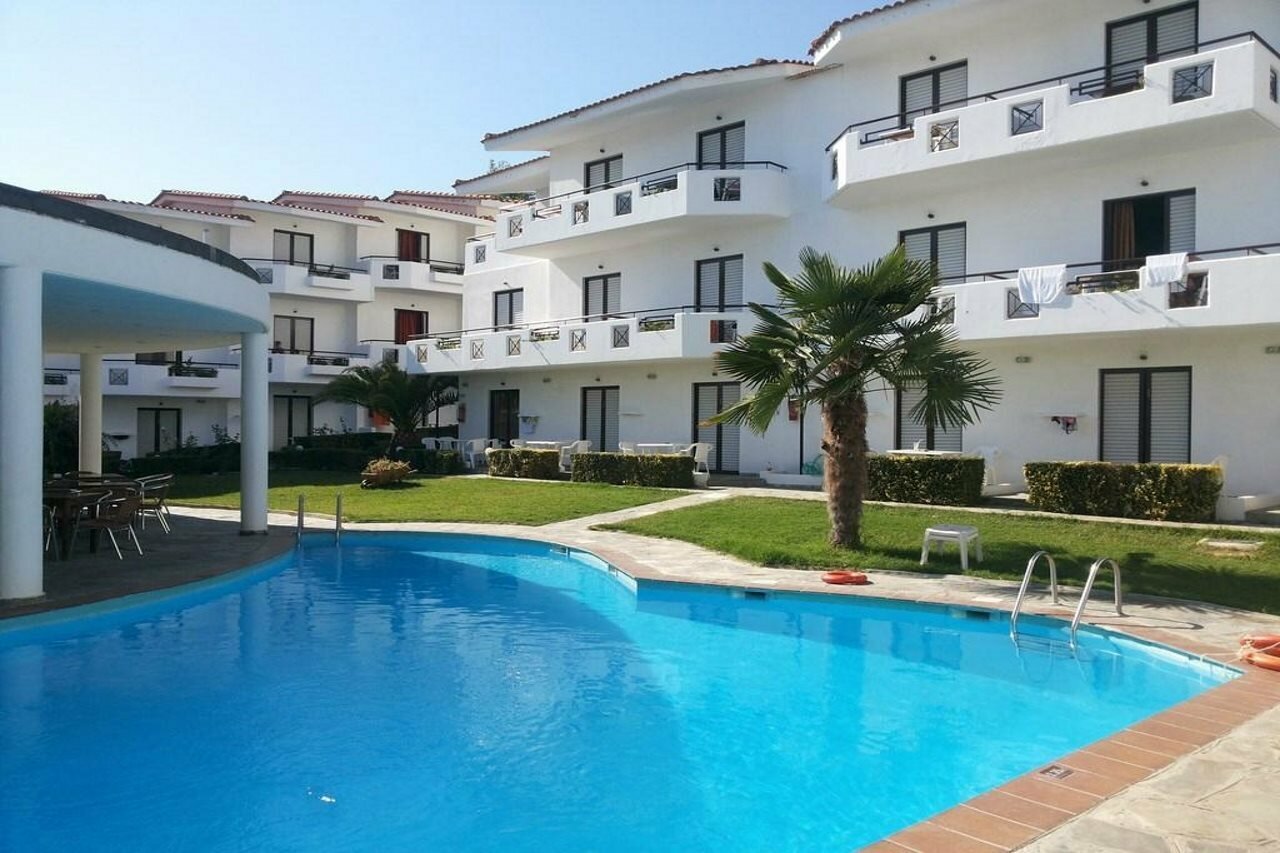 Фото Xenios Dolphin Beach Hotel