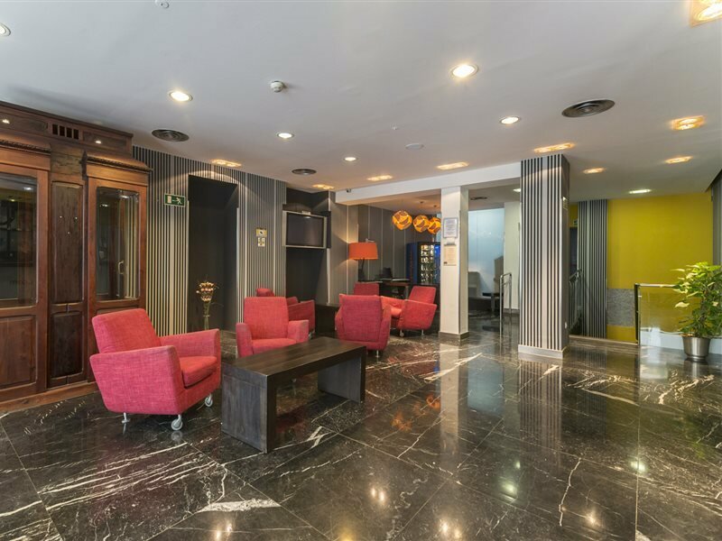 Фото Petit Palace Arenal