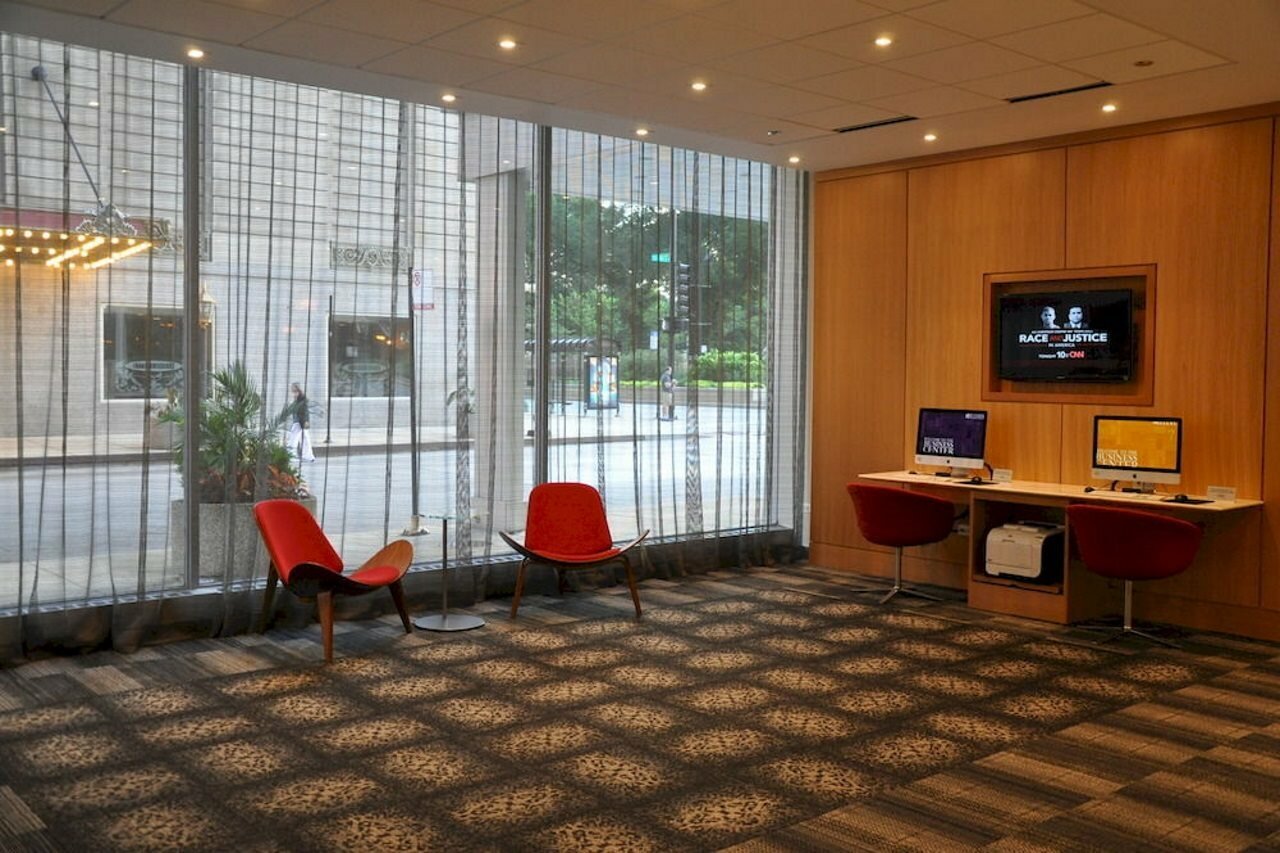 Фото Le Méridien Essex Chicago