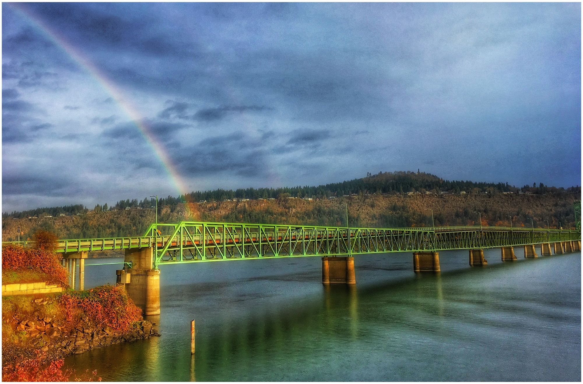 Фото Best Western Plus Hood River Inn