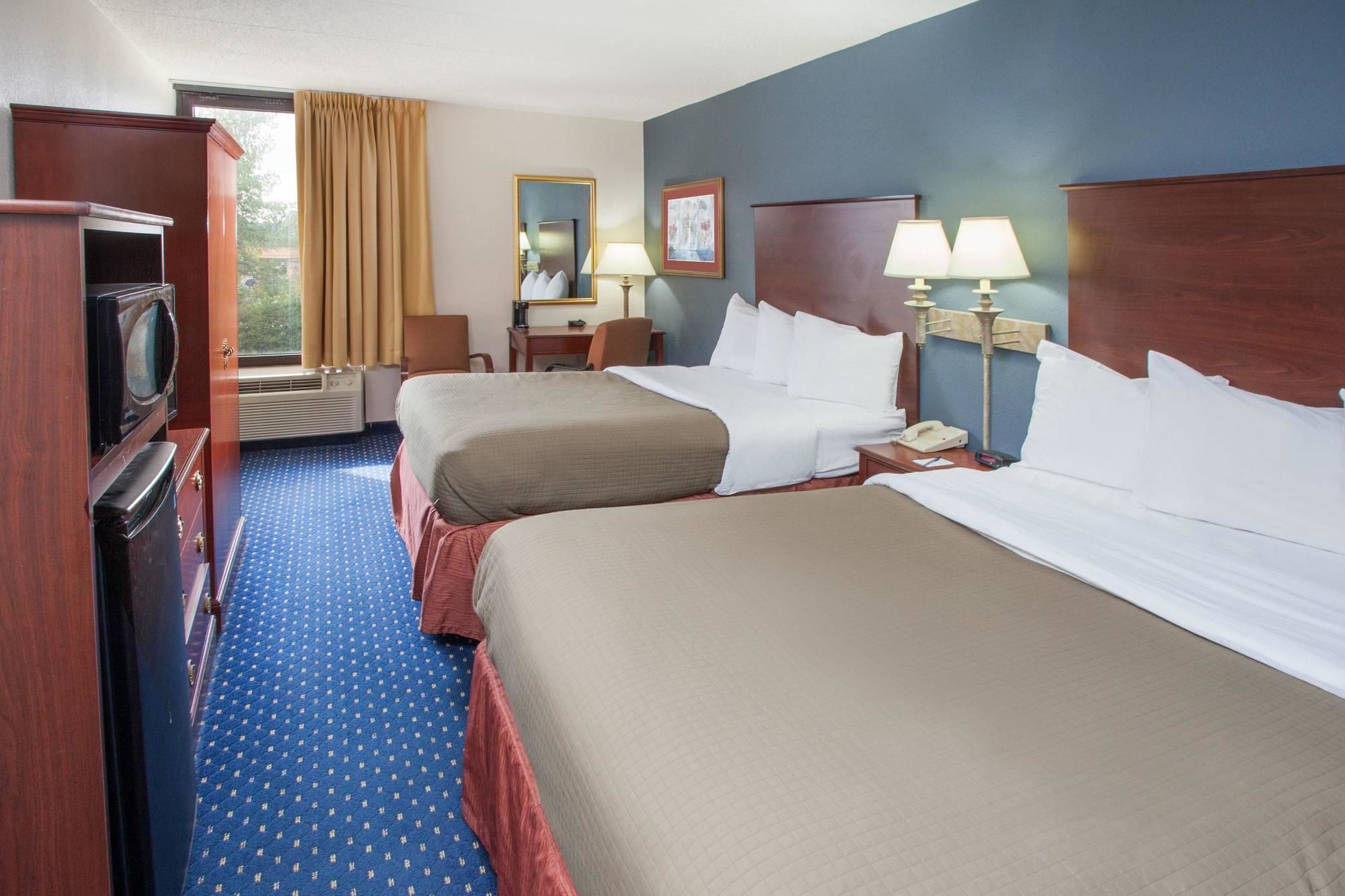 Фото Comfort Inn Chicago Schaumburg - O'Hare Airport