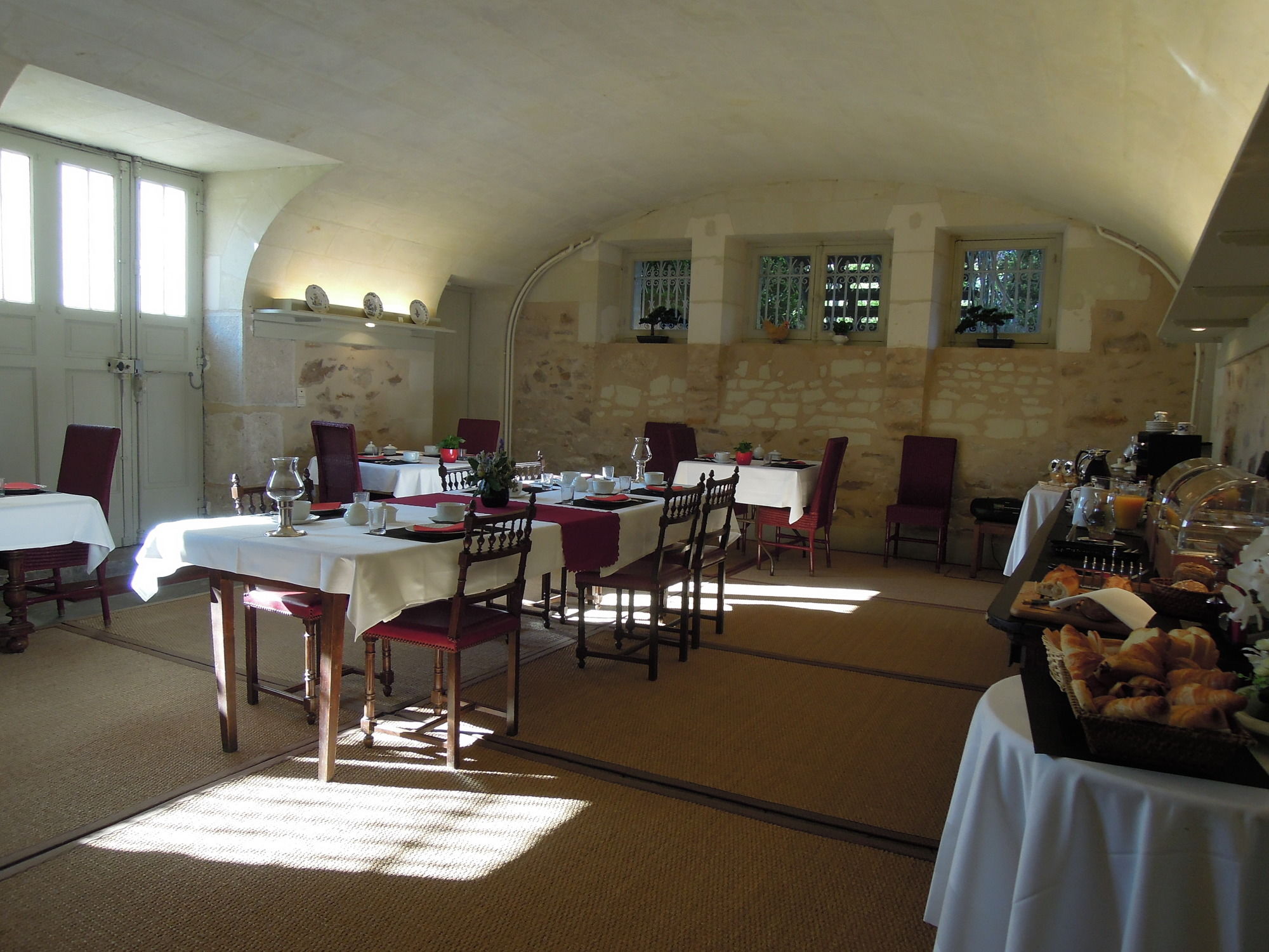 Фото Hotel Chateau De Verrieres & SPA