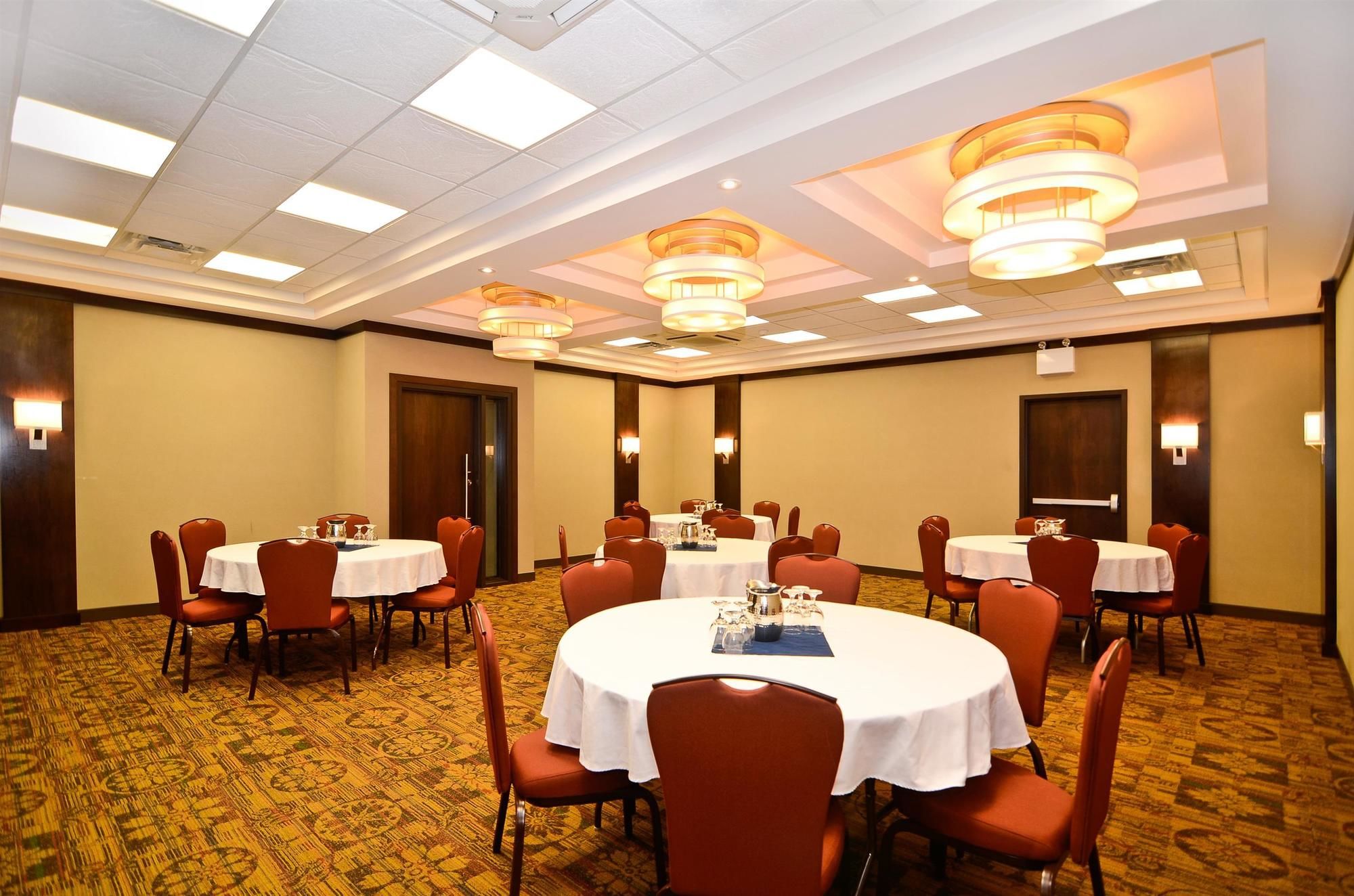 Фото Best Western Wayside Inn