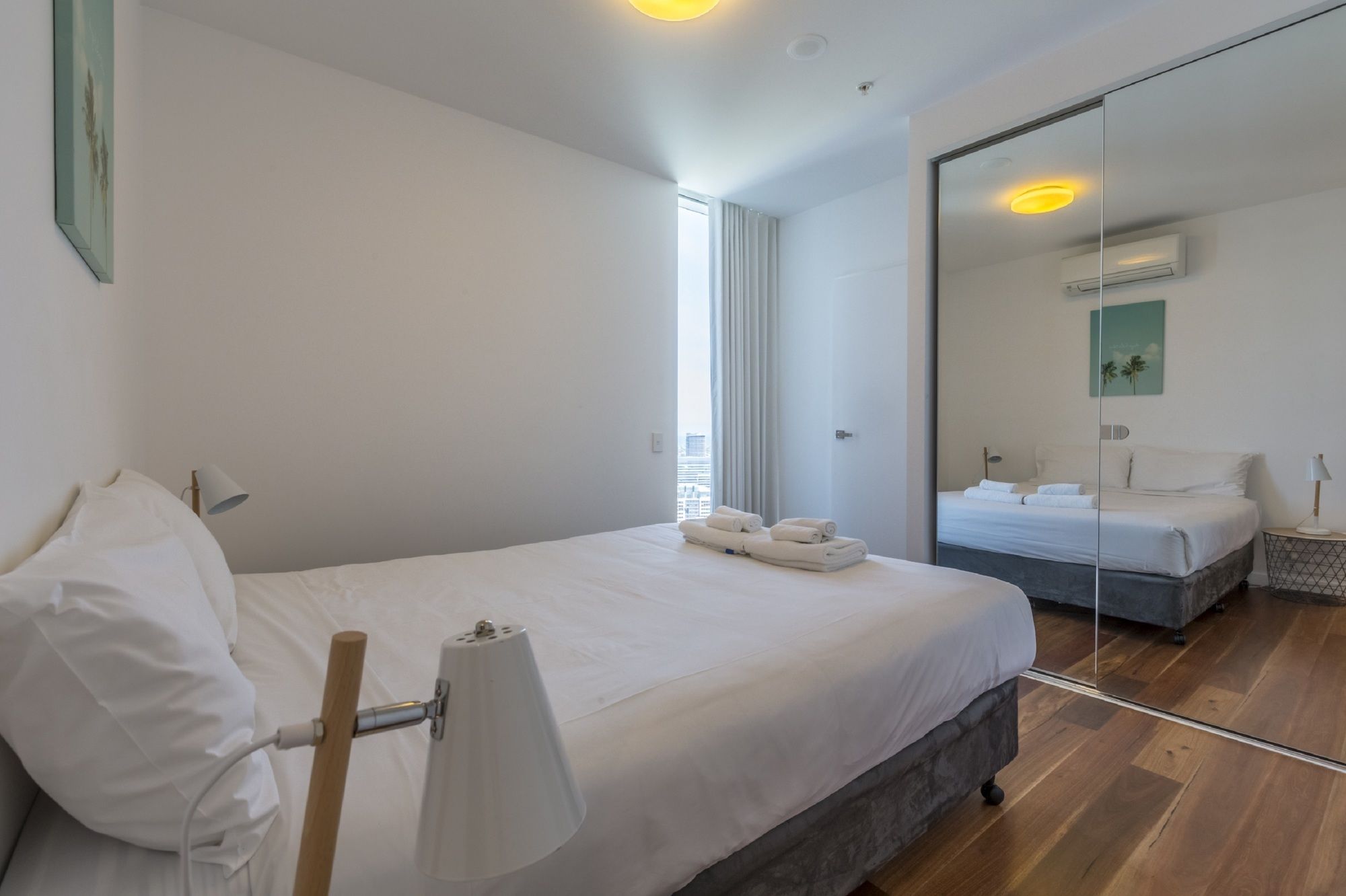 Фото Apartments Melbourne Domain - New Quay Docklands