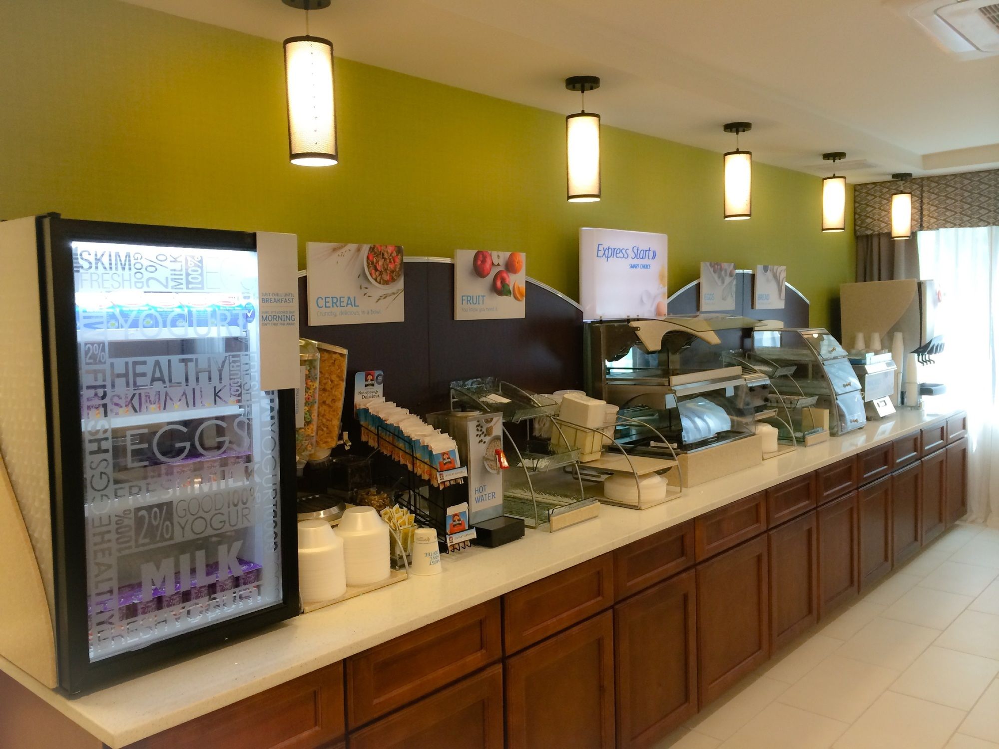 Фото Holiday Inn Express & Suites West Ocean City, an Ihg Hotel