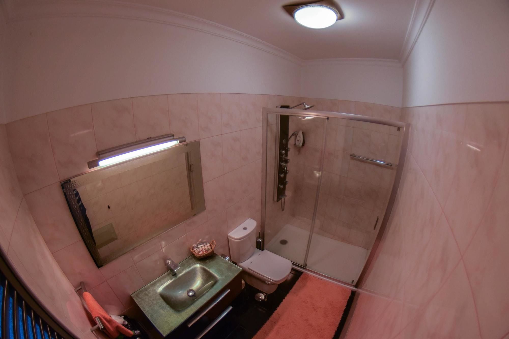 Фото House With 3 Bedrooms in Funchal, With Wonderful sea View, Private Pool, Enclosed Garden Near the Beach