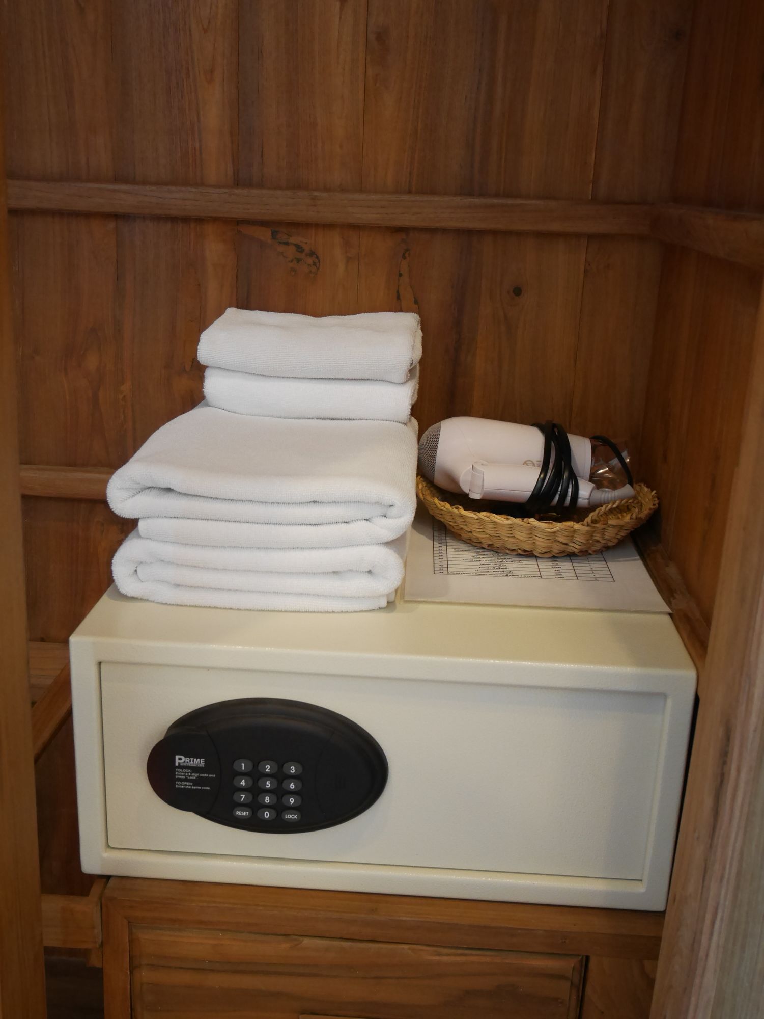 Фото Phaphoom Boutique