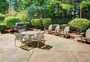 Гостиница SpringHill Suites Manchester-Boston Regional Airport