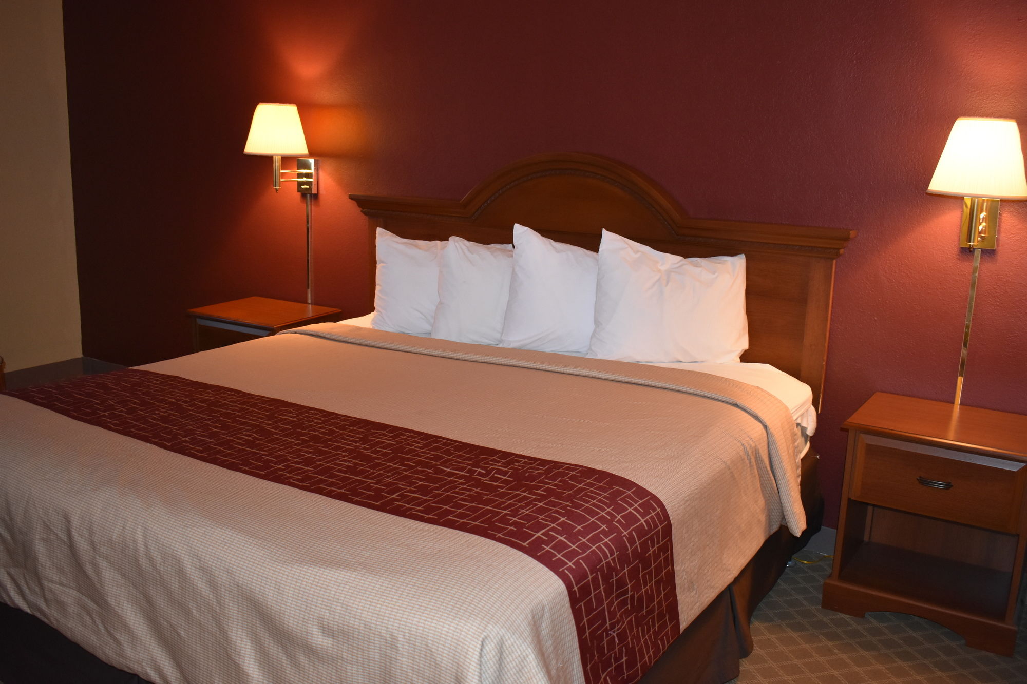 Фото Red Roof Inn Meridian