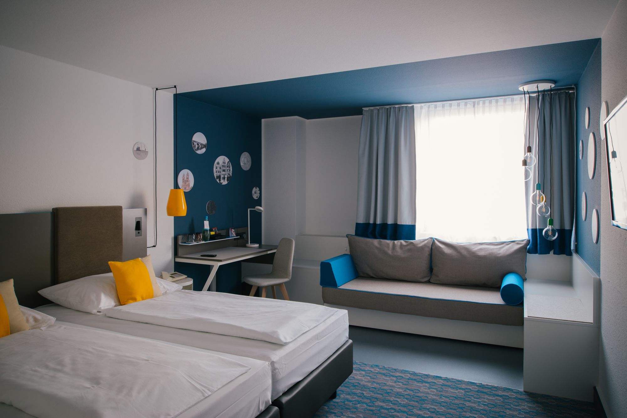 Фото отеля 1