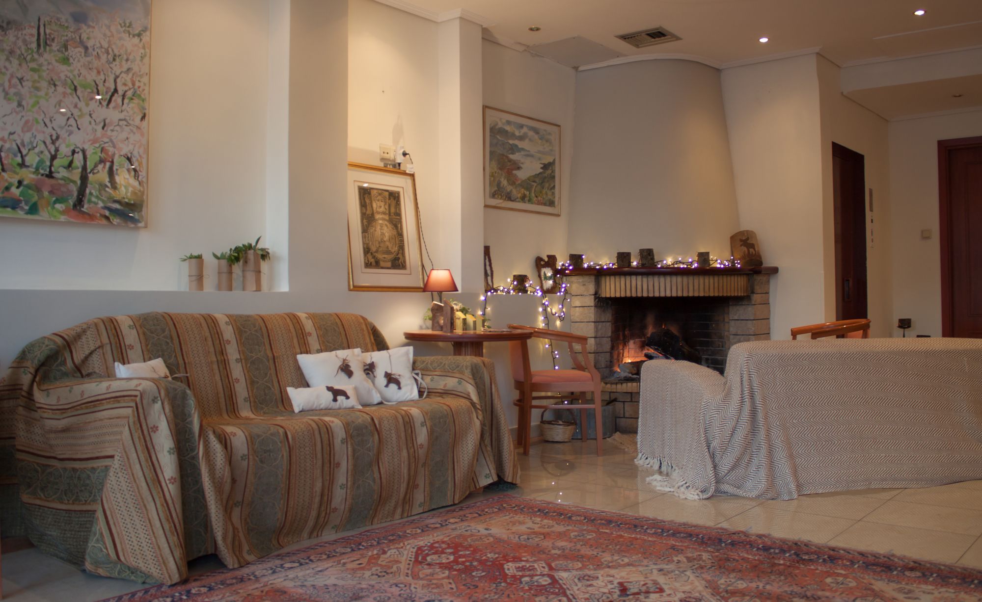 Фото Art Pythia Hotel