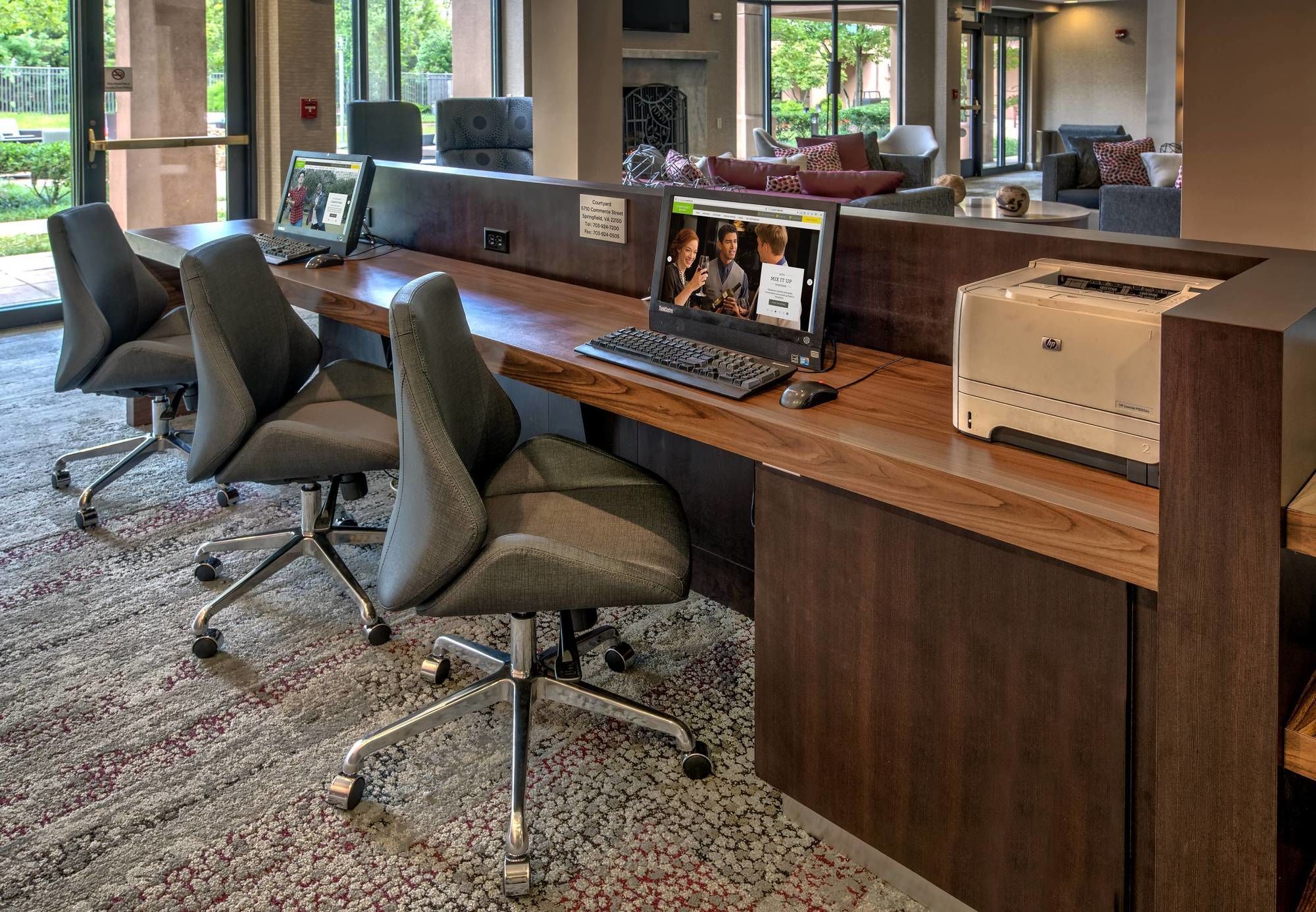 Фото Courtyard by Marriott Springfield