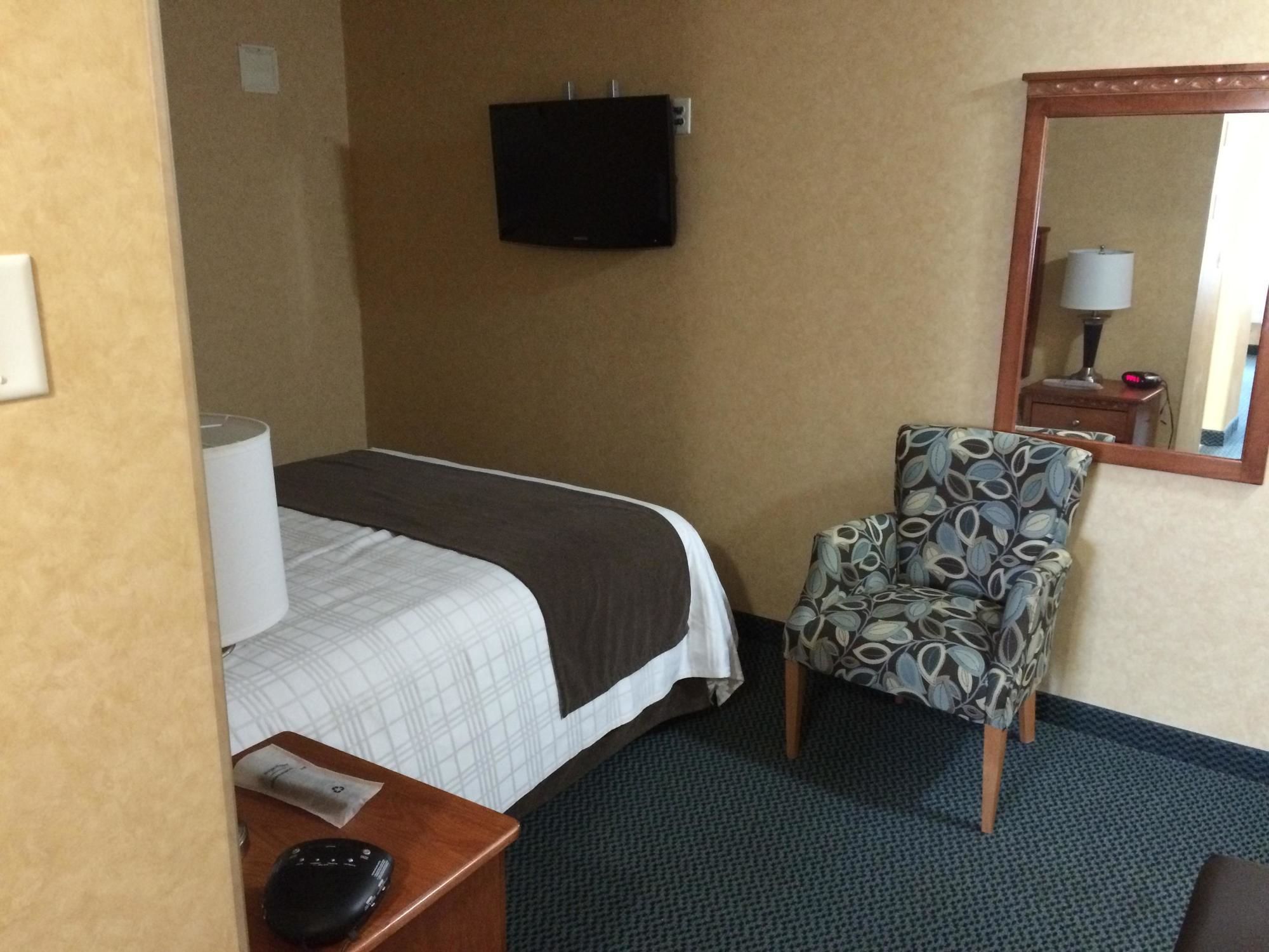 Фото Best Western Plus Country Meadows Inn