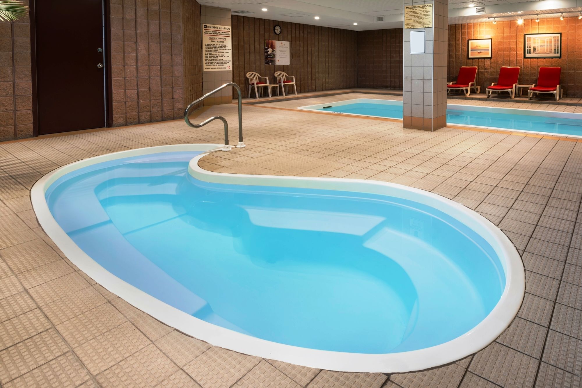 Фото Ramada Plaza by Wyndham Gatineau/Manoir du Casino