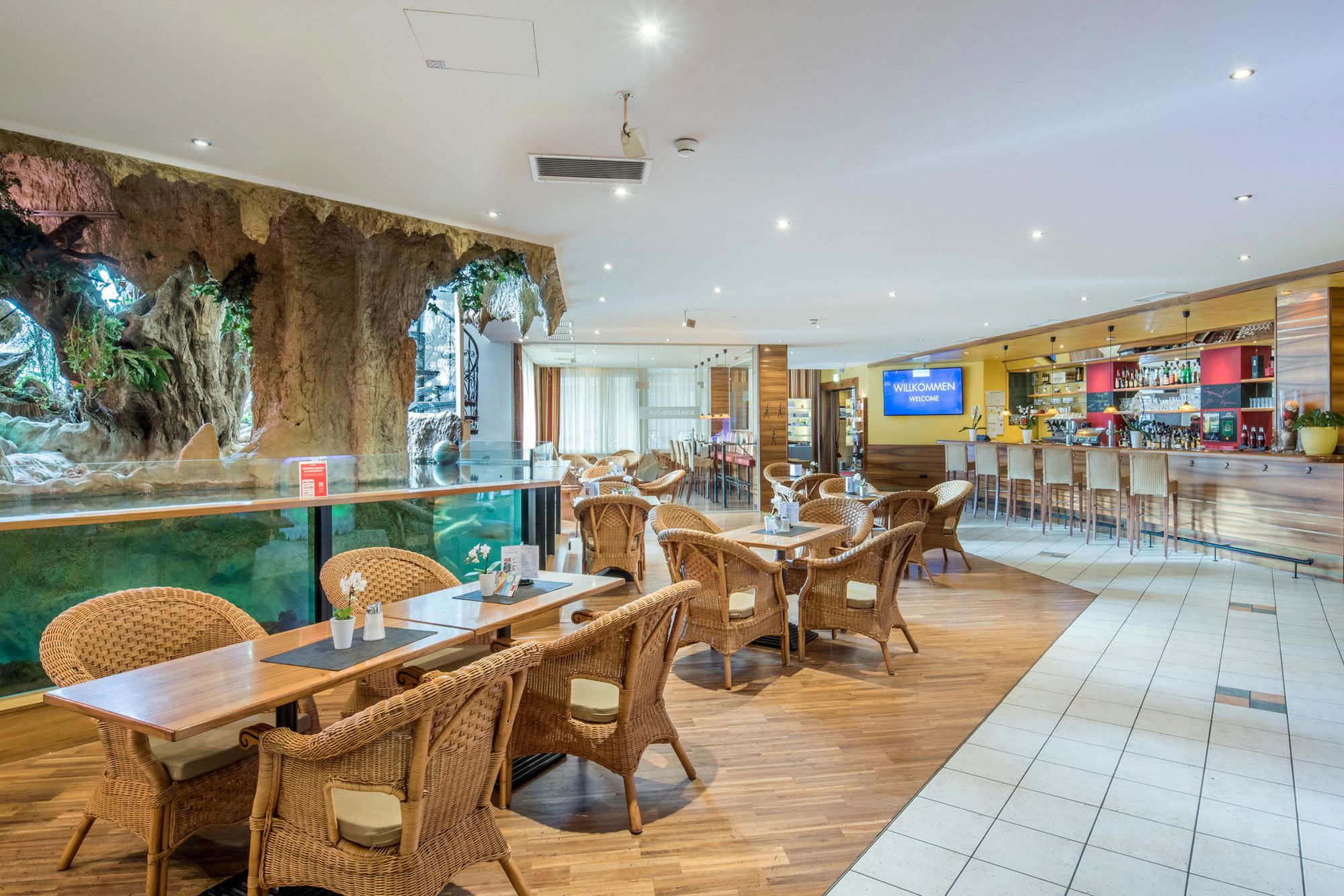 Фото Novapark Flugzeughotel Graz