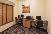 Фото Holiday Inn Express & Suites El Paso Airport Area, an Ihg Hotel