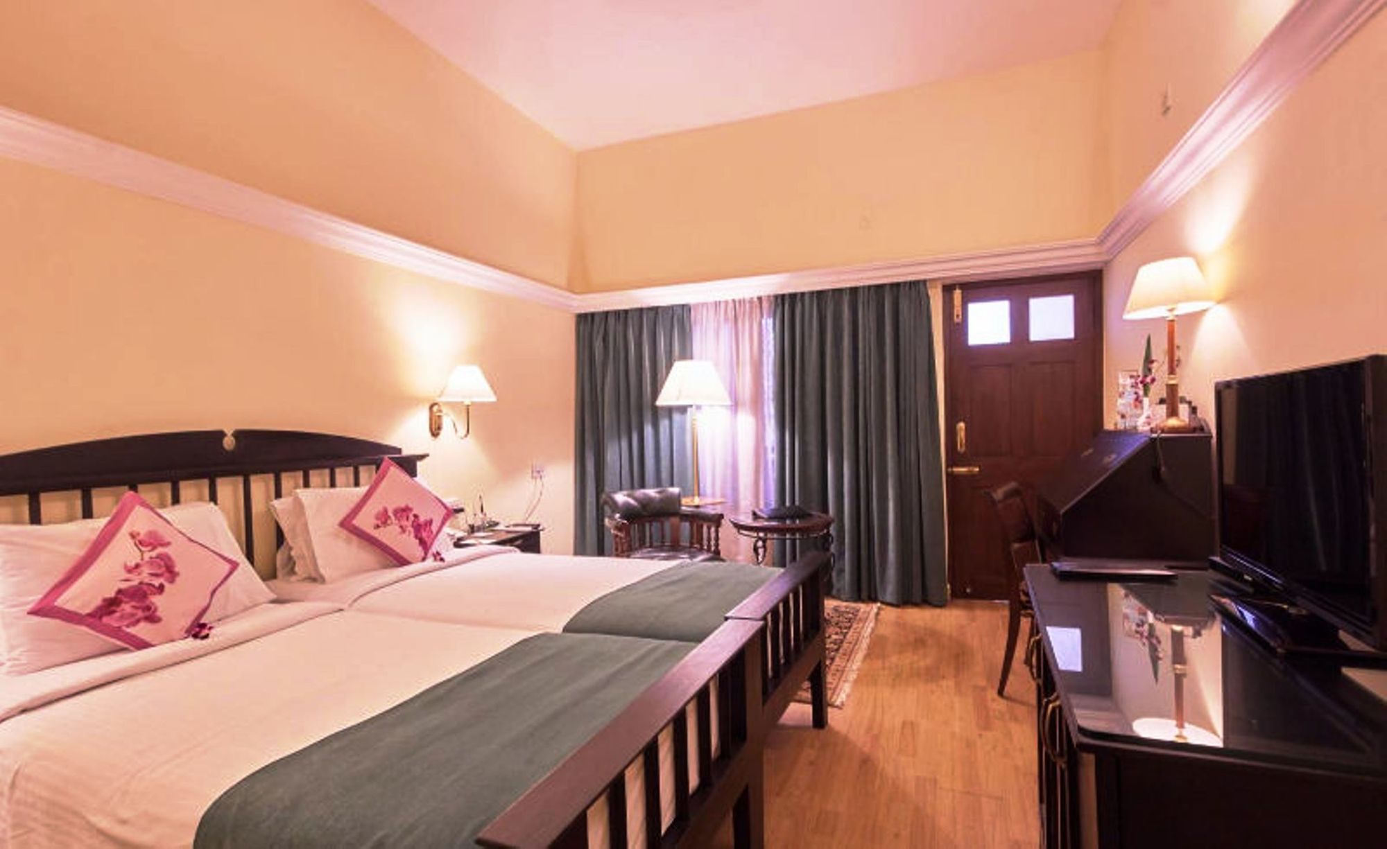 Фото Royal Orchid Metropole Mysore