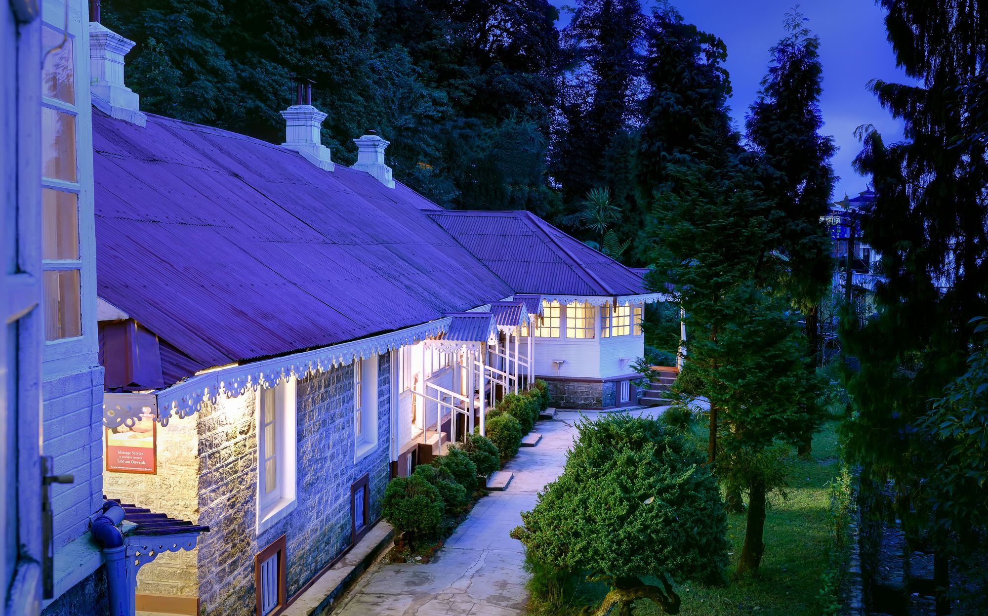 Фото Summit Swiss Heritage Hotel & SPA