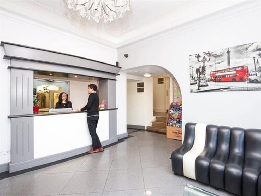 Фото The London Pembury Hotel