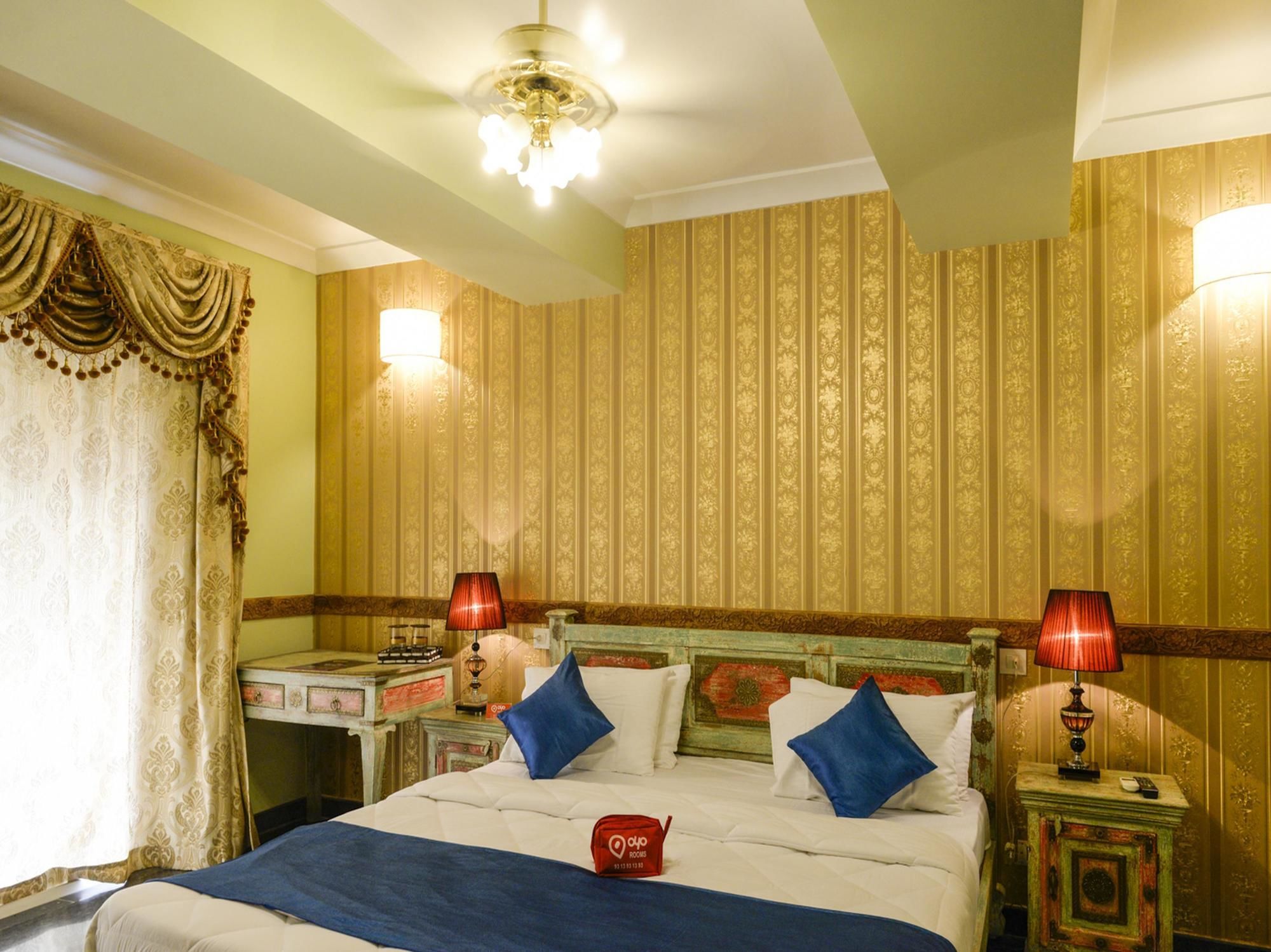 Фото Stone Wood River Front