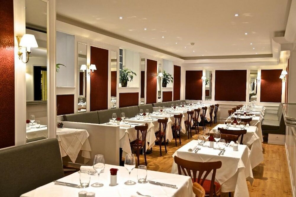 Фото Carlton Lausanne Boutique Hotel