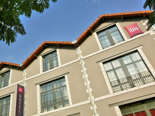 Гостиница Hotel Ibis Sarlat в Сарла-ла-Канеде