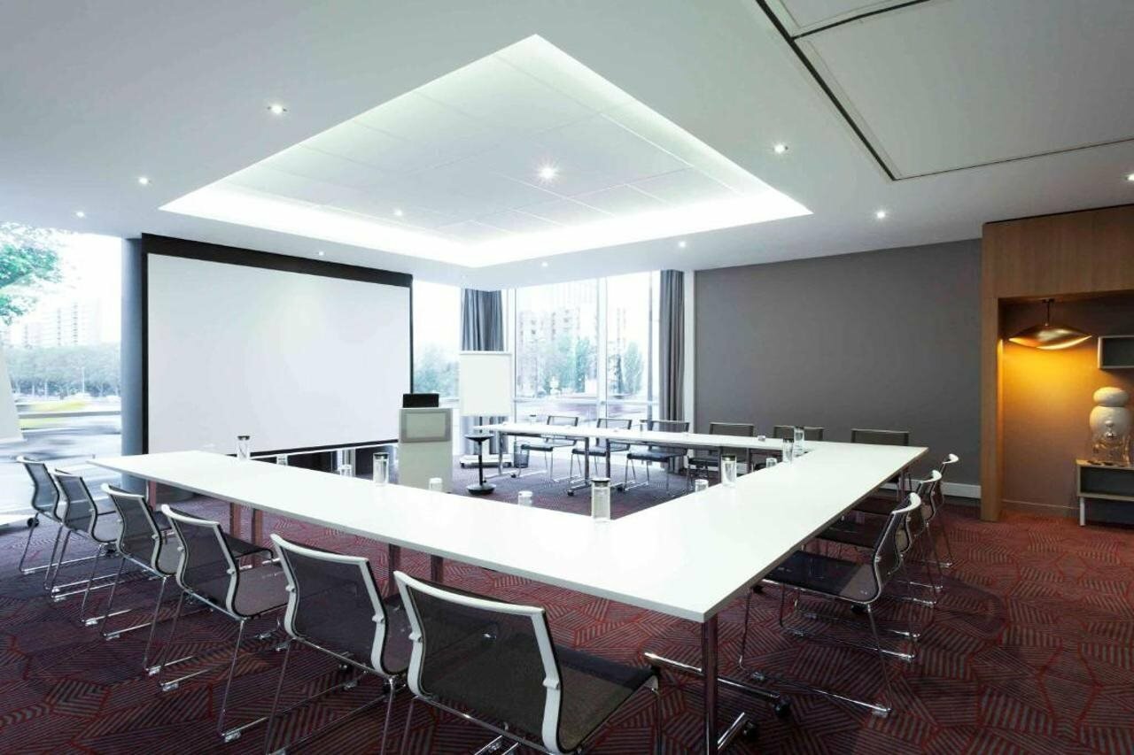 Фото Novotel Paris 17