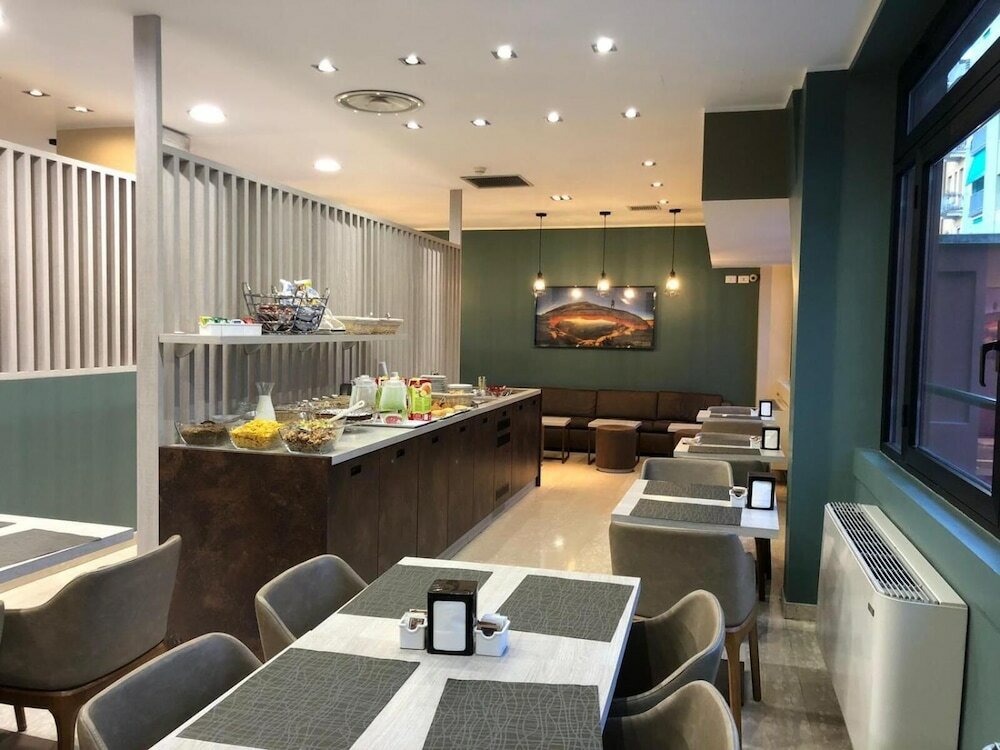 Фото Oasi Village Hotel