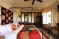 Фото Brown Feather Hotel