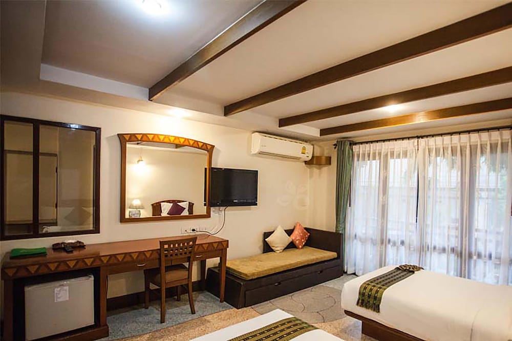 Фото Anyavee AO Nang Bay Resort