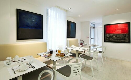 Гостиница Mercure Paris Levallois Perret Hotel в Нейи-сюре-Сене