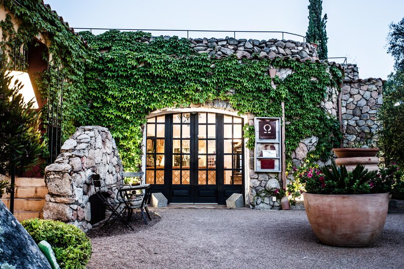 Гостиница Le Roc e Fiori Hotel в Порто-Веккио