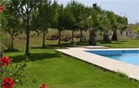 Фото Petasos Apartments