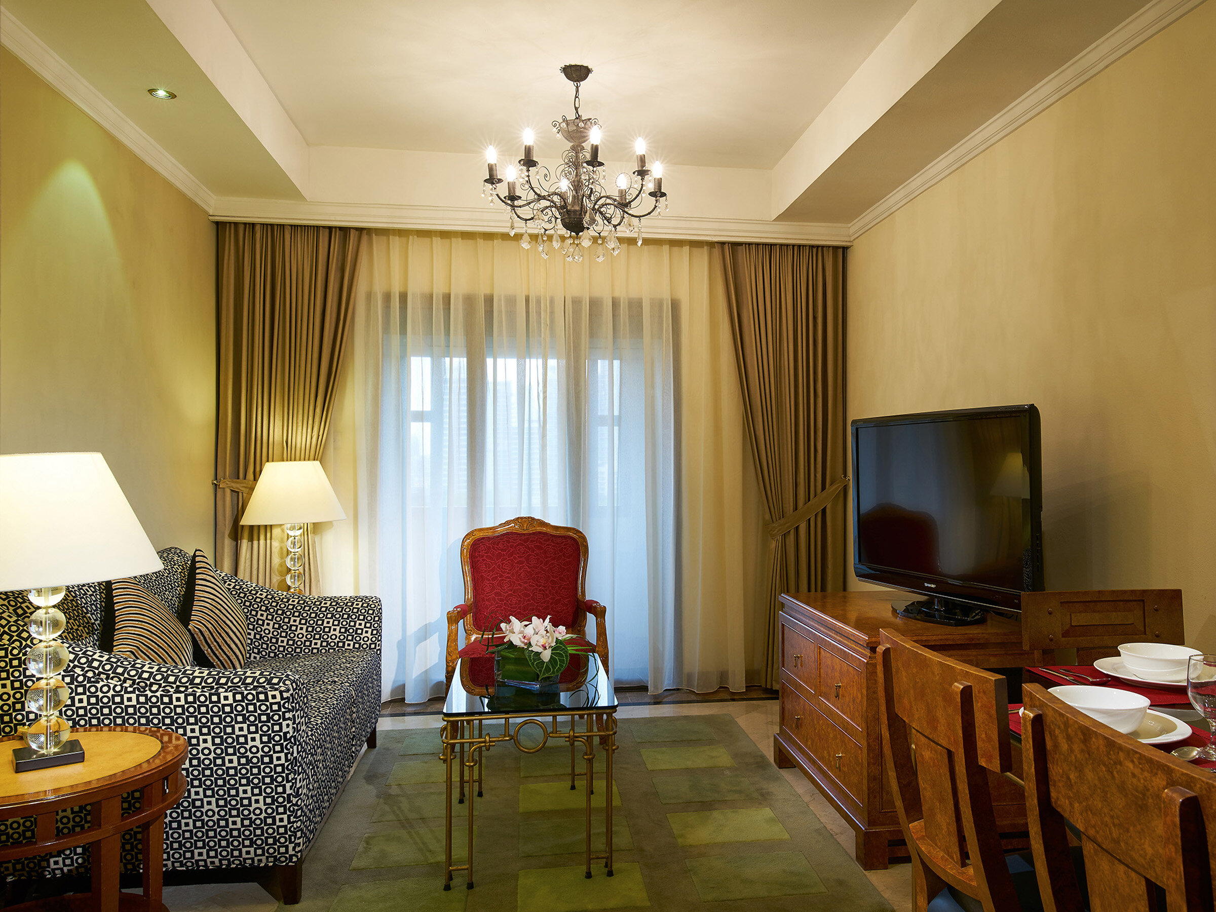 Фото Orchard Parksuites