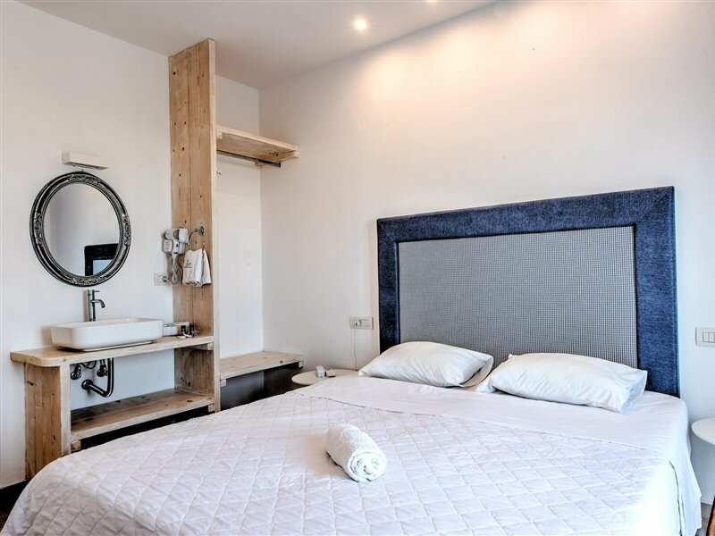 Фото Anamar Santorini