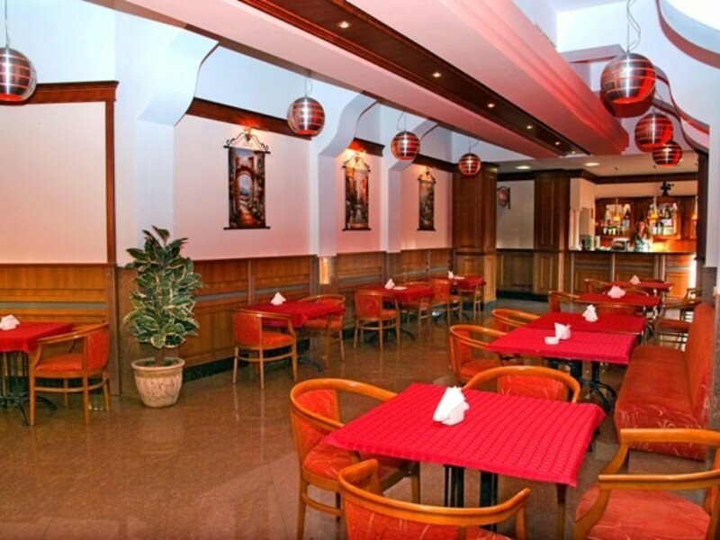 Фото Maxim Boutique Hotel