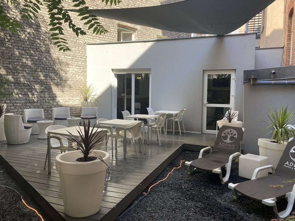 Фото Adonis Strasbourg