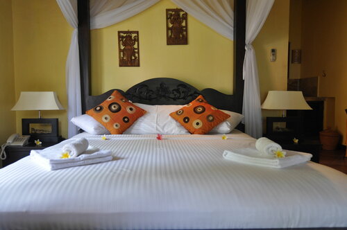 Внешний вид отеля Puri Mangga Sea View Resort & SPA в Каюпутихе, фото 2