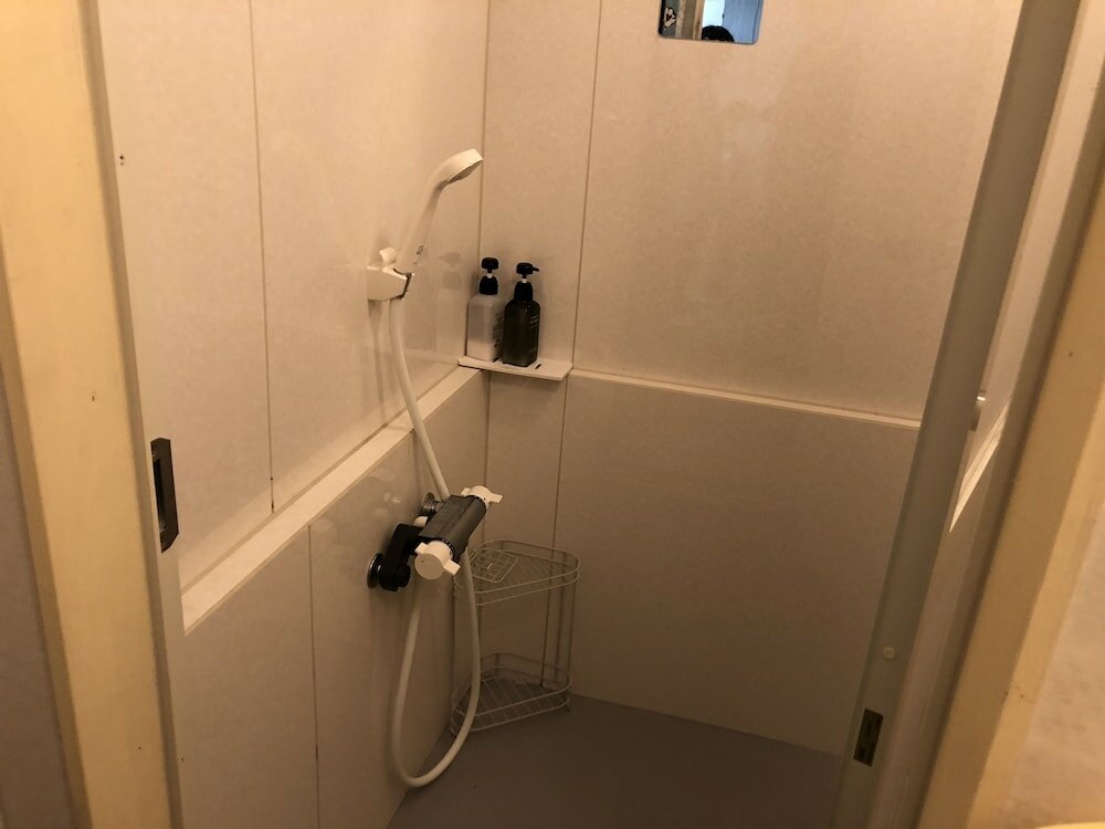 Фото Business Hotel Tenmonkan Park - Hostel