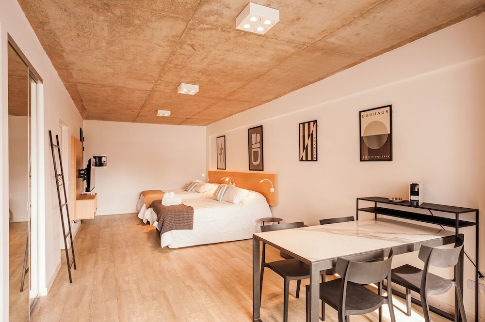 Фото CloudBA Thames Soho Apartments