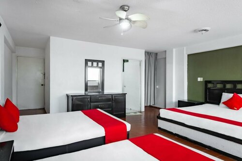 Гостиница Hotel Halley в Леоне