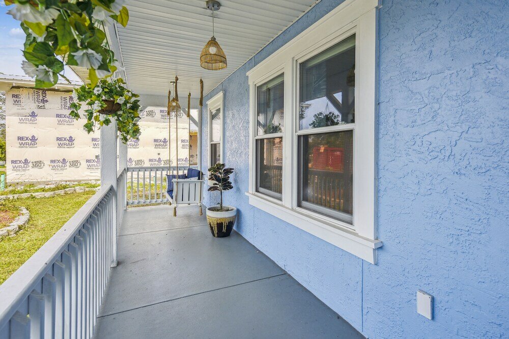 Фото Memory Float by Book That Condo