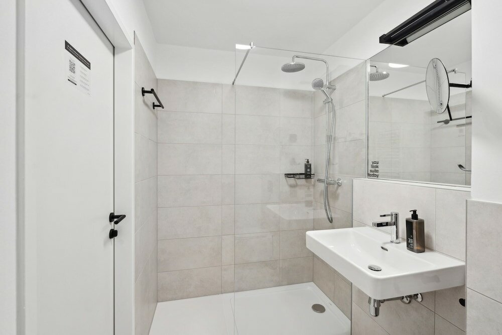 Фото Limehome Salzburg Sterneckstr