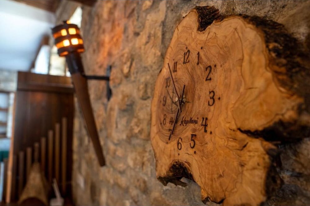 Фото Hotel Kapllani