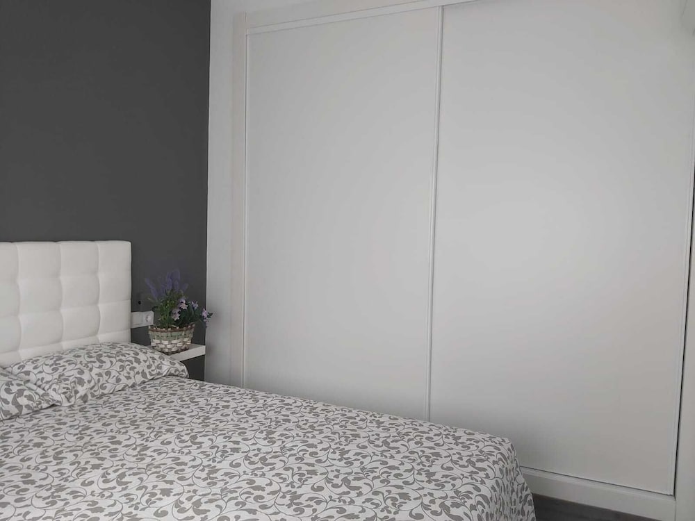 Фото Bnbook Medea Apartments