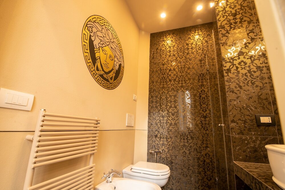 Фото Noble Floor - Luxury Apartments